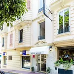 Ξενοδοχείο Select