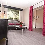 ホテル セレクト ボーリュ・シュル・ メール