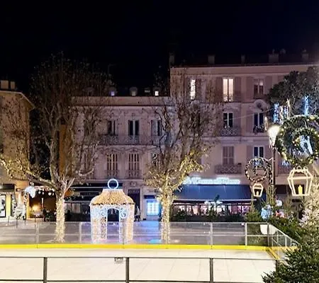 Select Hotel