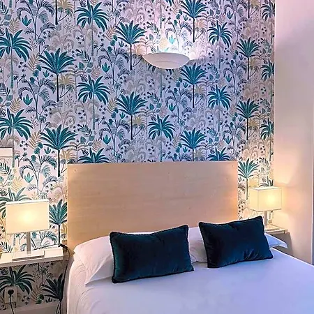 Select Hotel 2*