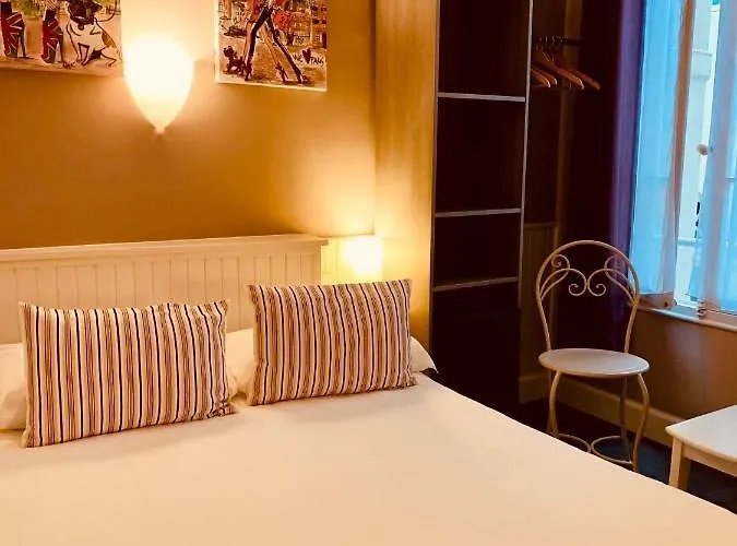 セレクト ホテル ボーリュ・シュル・ メール